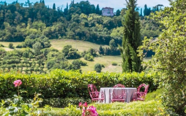 Stunning 6-bed Private Villa With Pool Near Venice