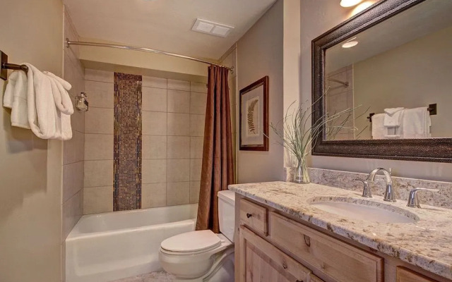 Village at Breckenridge Condos Sleeps 8 - Ski in Out + Walk downtown 2 Bedroom Apts by RedAwning