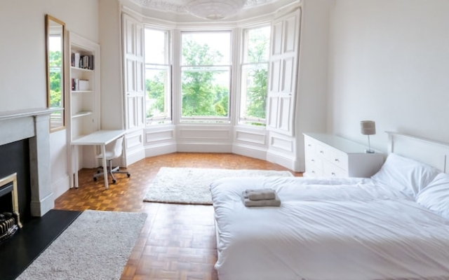 Silver Lining - Luxury Thirlestane Road