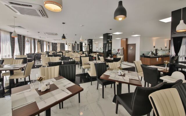 Prestige Deluxe Hotel Aquapark Club