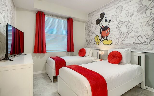 Modern Condo Near Disney Foosball Water Park!