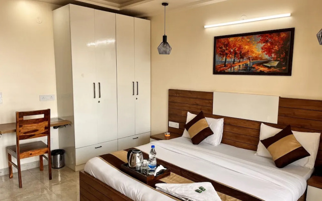 Maharaja Palace Near Medanta Gurgaon