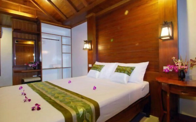 Baan Pakgasri Hideaway