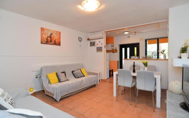 Apartment Dulijana 2042