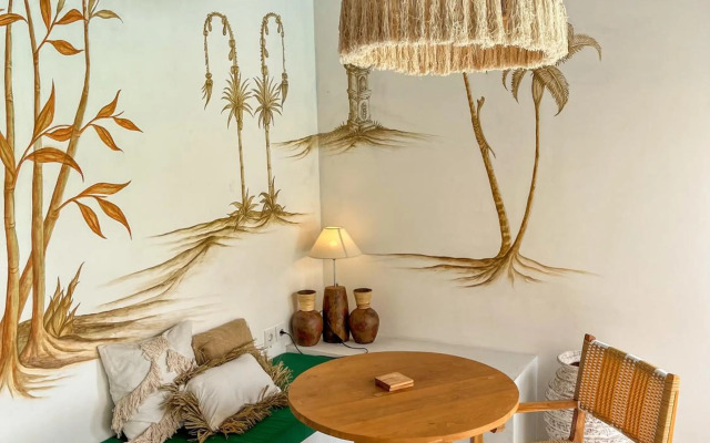 Woywoy Escape Samu (Adults Only)