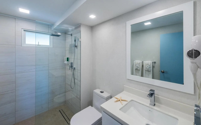 Carib Blue Apartments