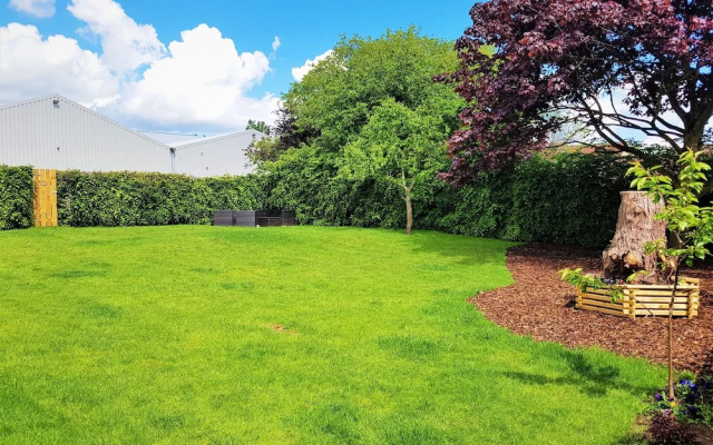 The Old Granary - Holiday Cottage
