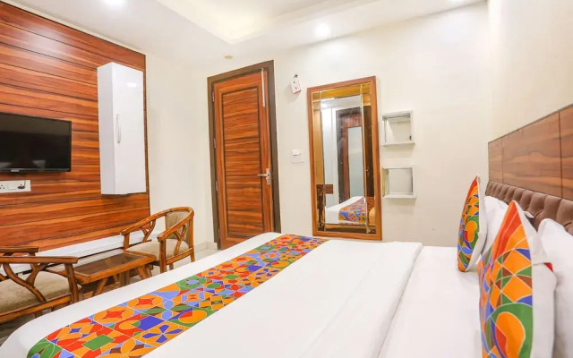 Fabhotel Gold Inn