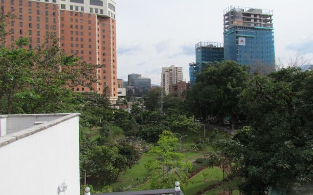 Poblado Brownstone