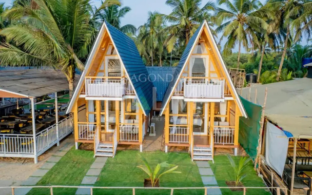 Agonda DropZone Beach Huts