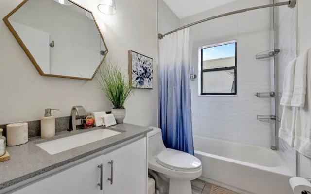 Townhome-10 mins to FTL Beach & Downtown