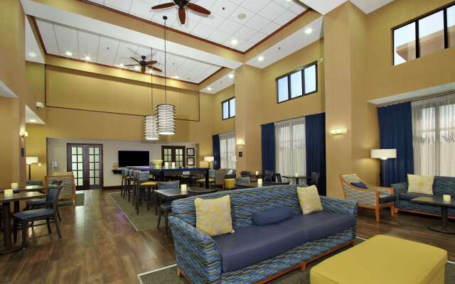 Hampton Inn & Suites Murray