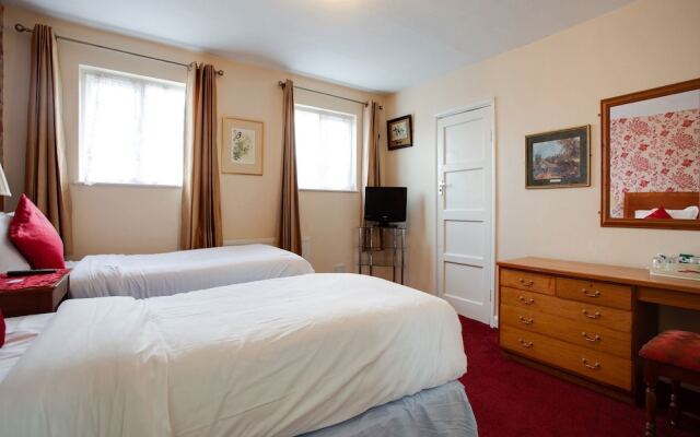 The Rose and Crown Hotel