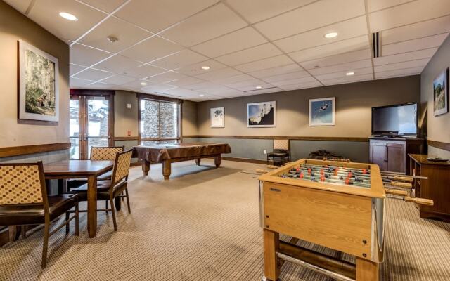 Steamboat Springs Gondola Condo by RedAwning