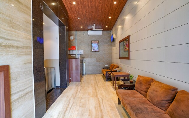 Starwood Residency by Fabhotel