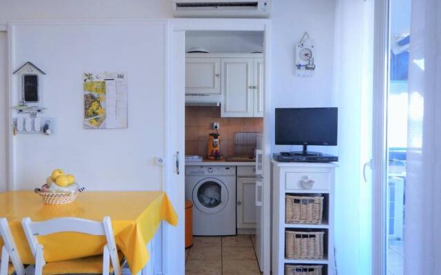 Appartement Le Lavandou, 1 pièce, 3 personnes - FR-1-251-346