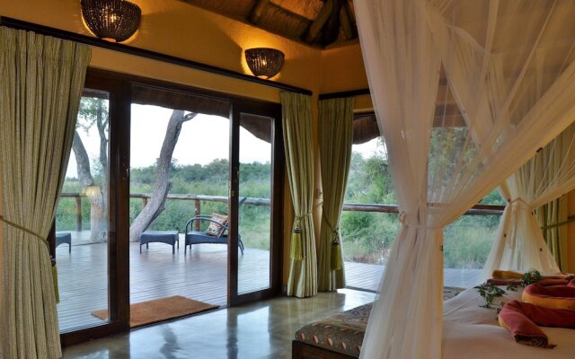 Motswiri Private Safari Lodge
