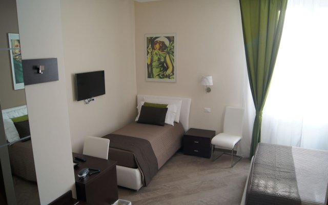 Mia Suites