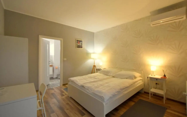 Neferprod Apartments - IS - CAM 04