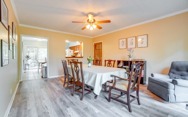 Pet-friendly Franklin Home ~ 21 Mi to Nashville!