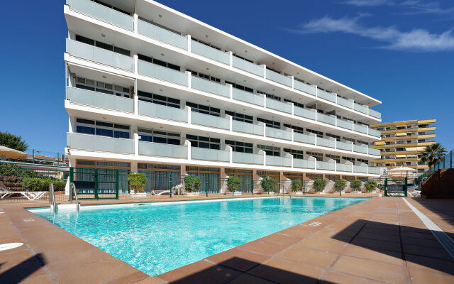 Strelitzias Apartments