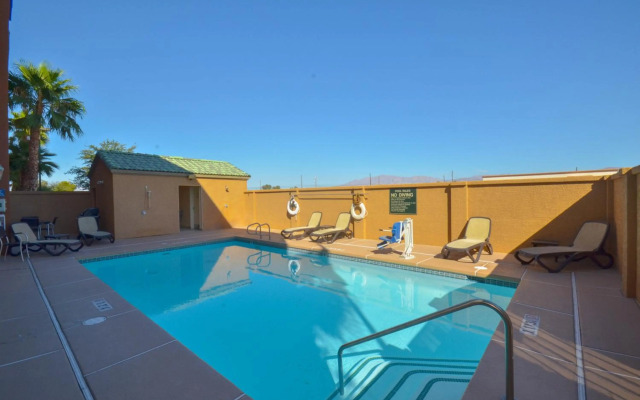 Holiday Inn Express Las Vegas-Nellis by IHG