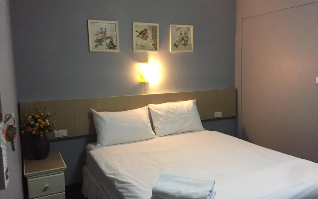 Nawaporn Place Guesthouse