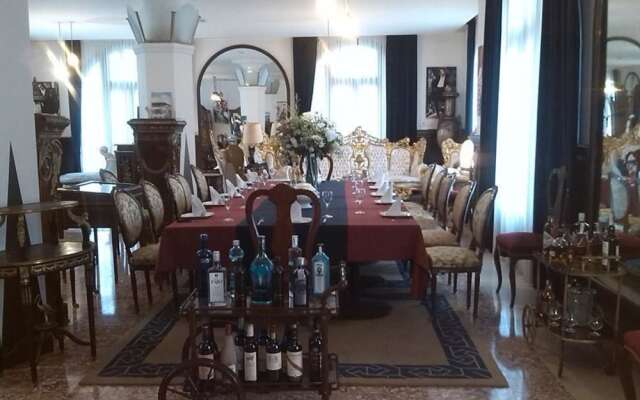 Hotel Regina Spa Artdeco Resort