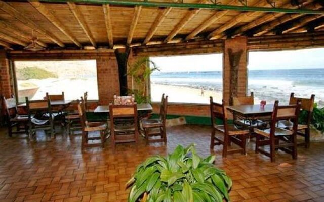 Punta Ballenas Inn