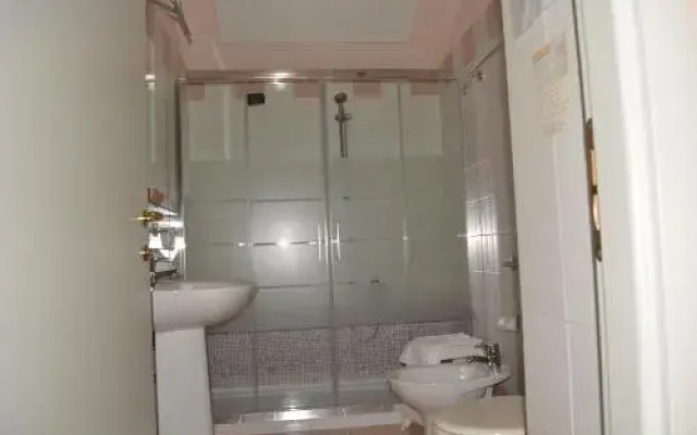 Master Hotel