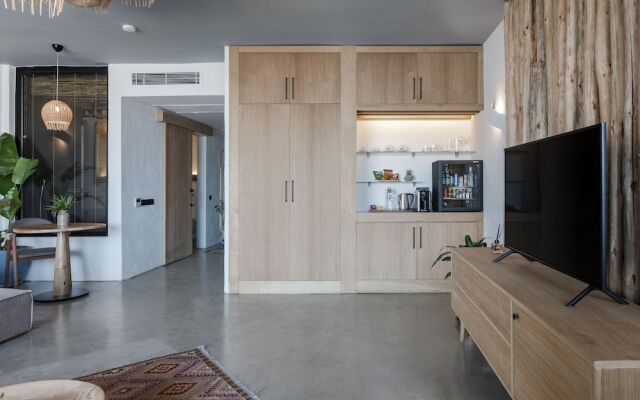 Harbour Suite