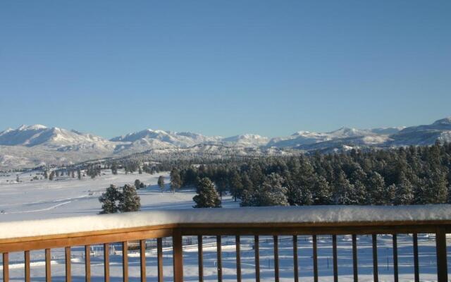 Elkwood Manor Luxury Bed & Breakfast