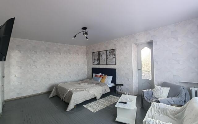 Apartments on 50 let VLKSM street 8/1