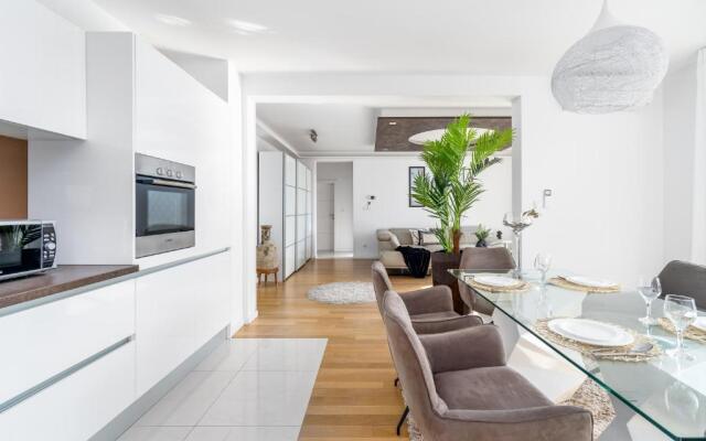 Luxury Villa Lucas with heated pool, whirlpool, sauna, 14 pax