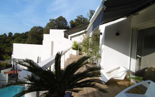 Villa With 4 Bedrooms in Porto-vecchio, With Wonderful sea View, Private Pool, Enclosed Garden - 4 km From the Beach