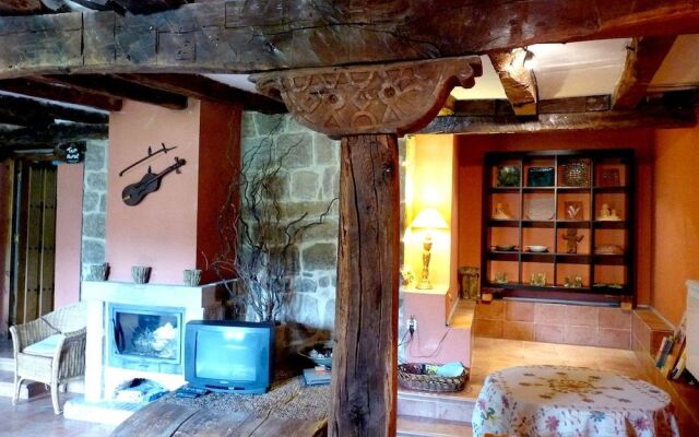 Casa Rural Los Abedules - Casas Valrural