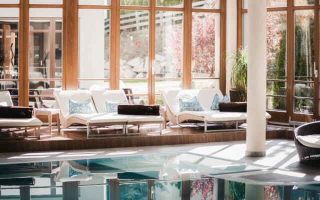 Alpine Hotel Resort Goies