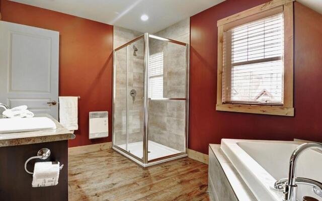 Chalets Alpins - 9006 Chemin des Alpages