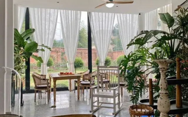Yezi Garden Hotel