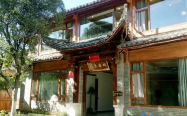 Wolong Inn