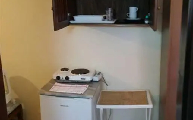 Arias House