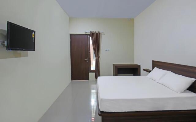 OYO 92237 Dj Home