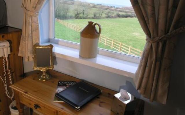 Woodlands Country House