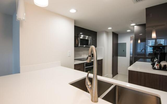 The Grand Condos by Edgewater One IR