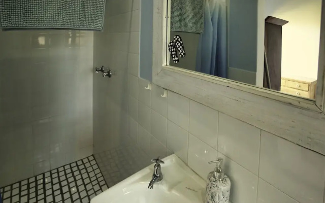 Sandy Feet Langebaan 8-sleeper