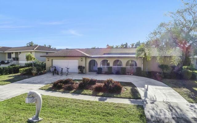 Sand Hill St. 318 Marco Island Vacation Rental  3 Bedroom Home by RedAwning