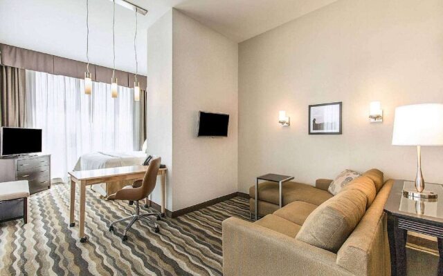 Cambria Suites Avon - Cleveland