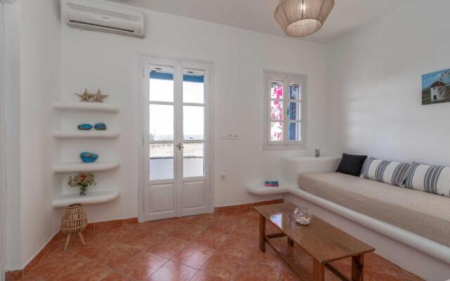 Manolis Studios