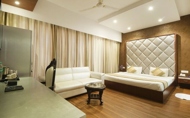 The Asian Suites B 583 Huda Metro
