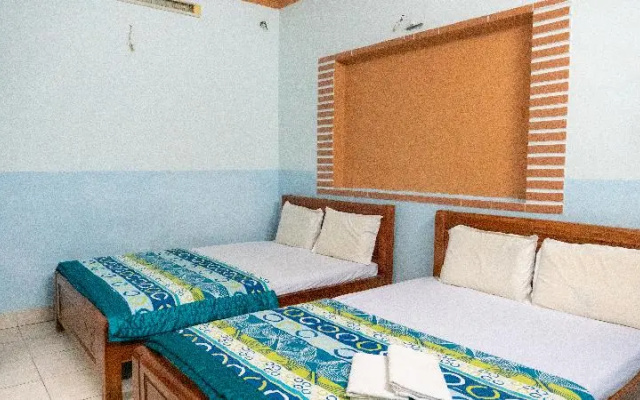 Viet Hung 8 Hotel by ZUZU – Guest Rooms – Ho Chi Minh City